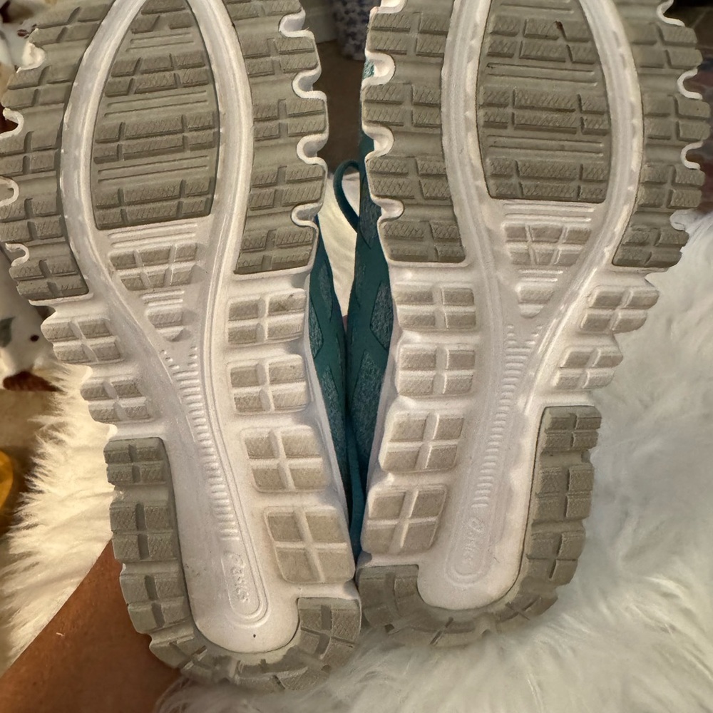 ASICS Women's Teal Running Shoes - Picture 7 of 13